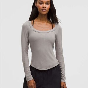 Lululemon Hold Tight Scoop Neck Size 4